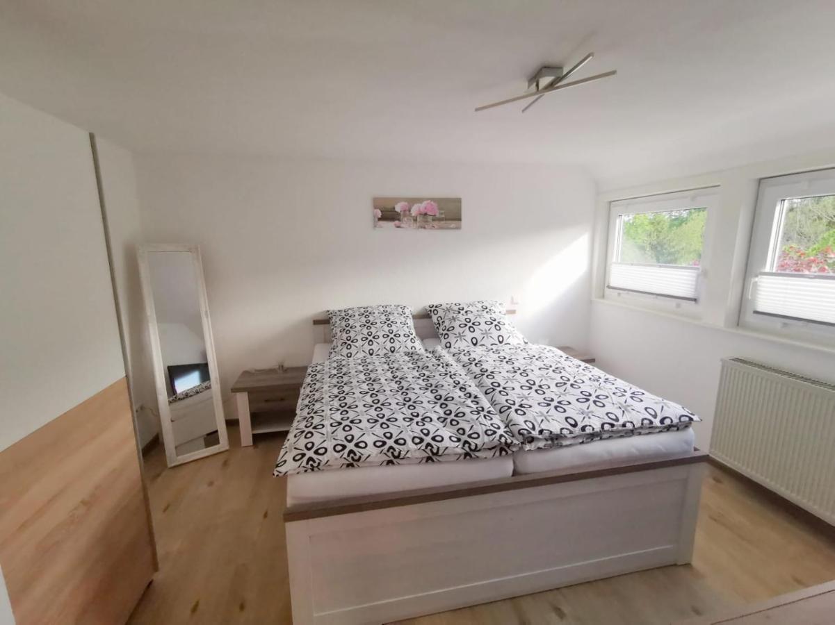 Ferienwohnung Im Manbach Фройденщат Екстериор снимка